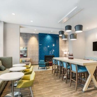 Hampton Inn By Hilton & Suites Houghton Thumbnail