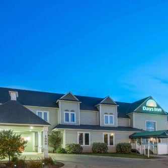 Days Inn by Wyndham Hutchinson Thumbnail