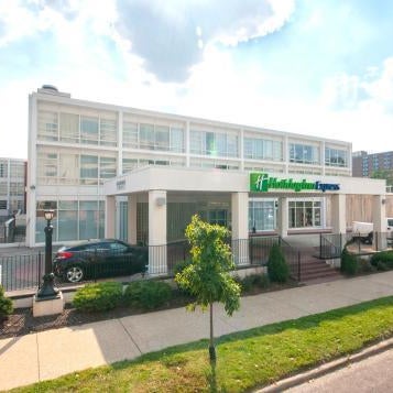 Holiday Inn Express St. Louis Central West End By IHG Thumbnail