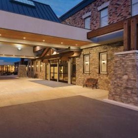 Delta Hotels by Marriott Helena Colonial Thumbnail