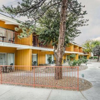 Econo Lodge Near Reno-Sparks Convention Center Thumbnail