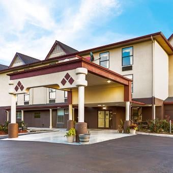 Clarion Pointe