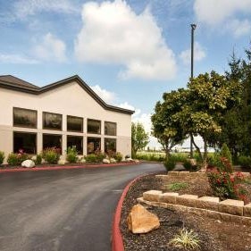 Best Western Suites Columbus Thumbnail