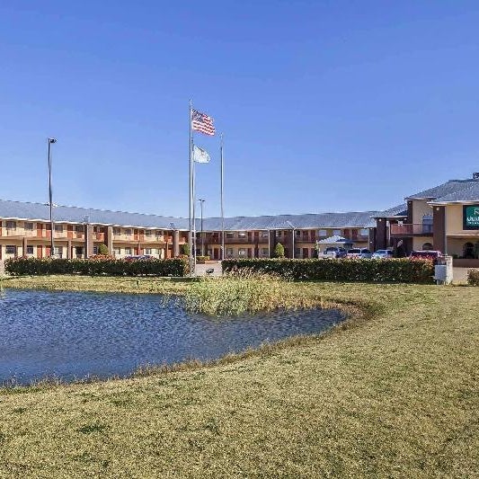 Quality Inn & Suites Owasso US-169 Thumbnail