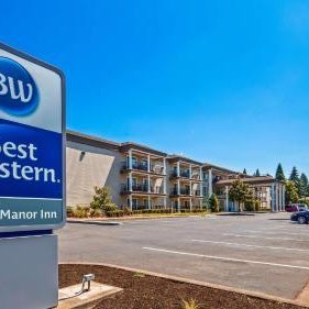 Best Western Plus Grand Manor Inn Thumbnail