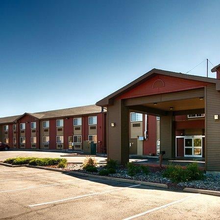 Best Western Plus Rama Inn & Suites Thumbnail