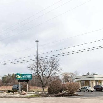 Quality Inn & Suites Fairview Thumbnail