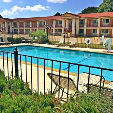 Best Western Palestine Inn Thumbnail