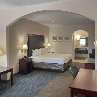 Quality Inn & Suites Houston Northwest - Cypress