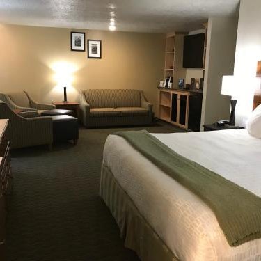 Dinosaur Inn & Suites Thumbnail