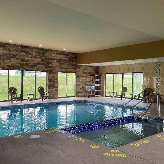 AmericInn by Wyndham Fort Atkinson Thumbnail