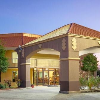 Red Roof Inn & Suites Oxford Thumbnail