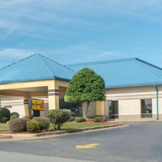 Super 8 by Wyndham North Little Rock/McCain Thumbnail