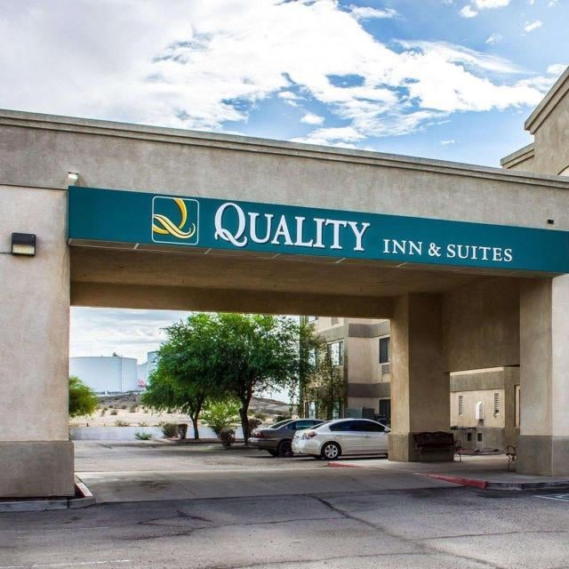 Quality Inn & Suites Yuma Thumbnail