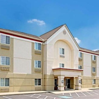 MainStay Suites Cincinnati Blue Ash Thumbnail