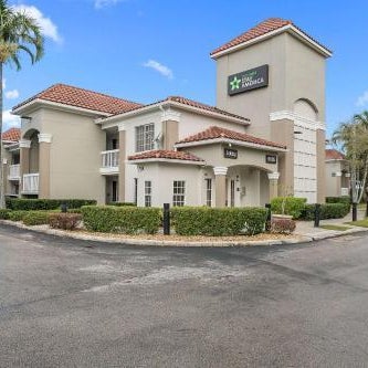 Extended Stay America Suites - Miami - Airport - Blue Lagoon Thumbnail