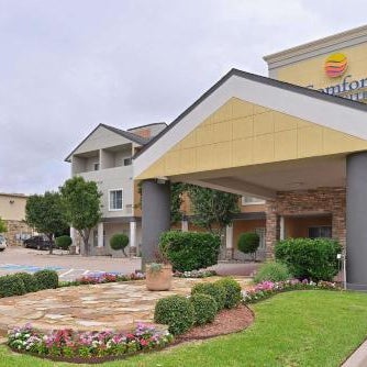 Comfort Inn & Suites Frisco - Plano