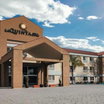 La Quinta Inn & Suites by Wyndham Dublin Pleasanton Thumbnail