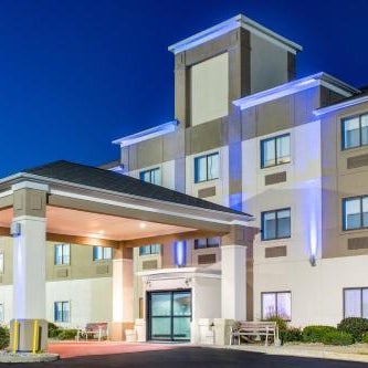 Holiday Inn Express Hotel Howe / Sturigs By IHG Thumbnail