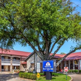 Americas Best Value Inn Columbus, TX Thumbnail