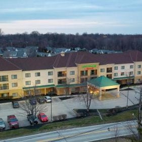 Courtyard by Marriott Cleveland Willoughby Thumbnail