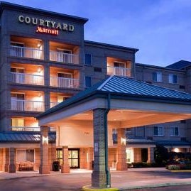 Courtyard by Marriott Cleveland Airport South Thumbnail