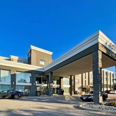 Comfort Inn & Conference Centre Toronto Airport Thumbnail