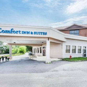 Comfort Inn & Suites Thumbnail