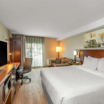 Comfort Inn Airport Winnipeg Thumbnail