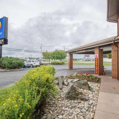 Comfort Inn Amherst Thumbnail