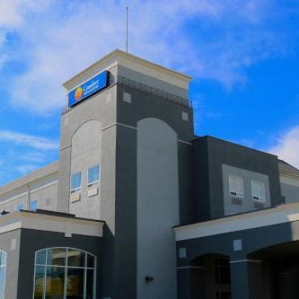 Comfort Inn And Suites Airport Thumbnail