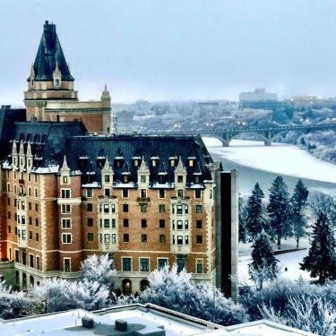 Delta Hotels by Marriott Bessborough Thumbnail