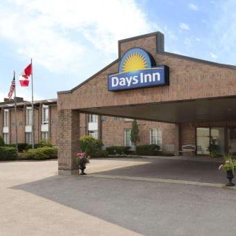 Days Inn by Wyndham Brantford Thumbnail