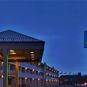 Holiday Inn Hotel Peterborough Waterfront By IHG Thumbnail