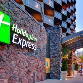 Holiday Inn Express Edmonton Downtown By IHG Thumbnail