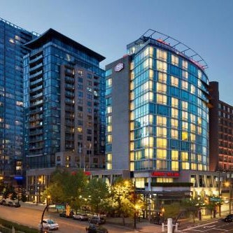 Hampton Inn & Suites, by Hilton - Vancouver Downtown Thumbnail