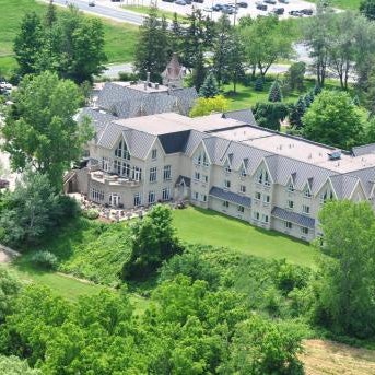 Elm Hurst Inn & Spa Thumbnail
