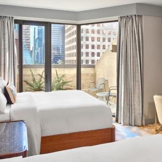 Metropolitan Hotel Vancouver by Marriott Thumbnail