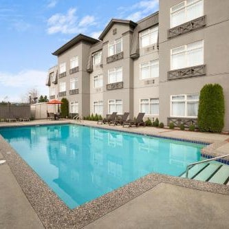 Best Western Plus Pitt Meadows Inn & Suites Thumbnail