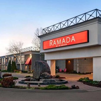 Ramada by Wyndham Cornwall Thumbnail