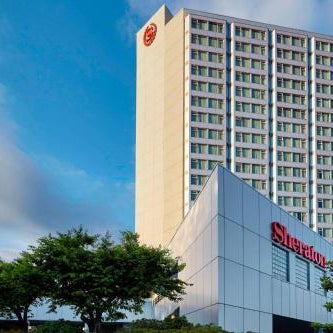 Sheraton Vancouver Guildford Hotel Thumbnail