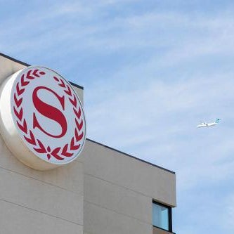 Sheraton Cavalier Calgary Hotel Thumbnail