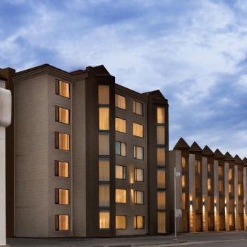 Travelodge by Wyndham Saskatoon Thumbnail