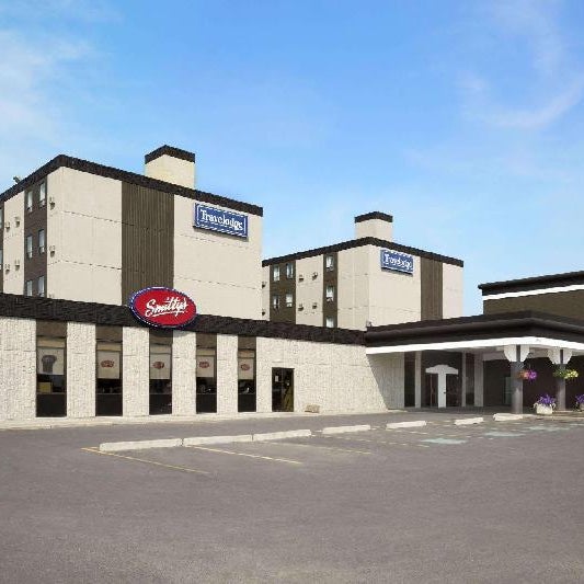 Travelodge by Wyndham Edmonton West Thumbnail