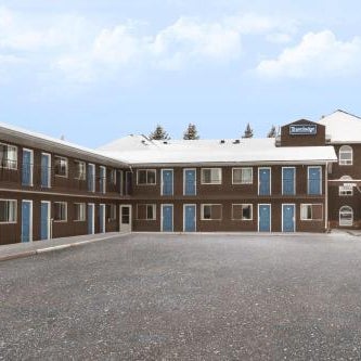 Travelodge by Wyndham Edmonton Airport Thumbnail