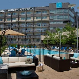Toronto Don Valley Hotel and Suites Thumbnail