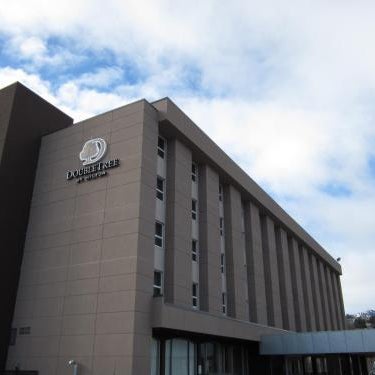 DoubleTree by Hilton - Kamloops Thumbnail