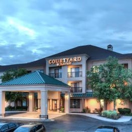 Courtyard by Marriott Wichita East Thumbnail
