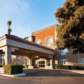 Best Western Plus Villa Del Lago Inn Patterson Thumbnail