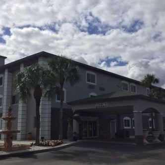 Days Inn & Suites by Wyndham Bonita Springs North Naples Thumbnail